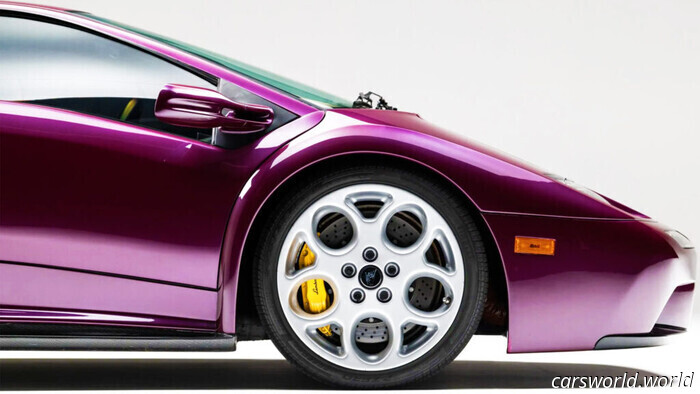 Stunning Analogue Diablo Represents Lamborghini in Its Truest Form | Carscoops